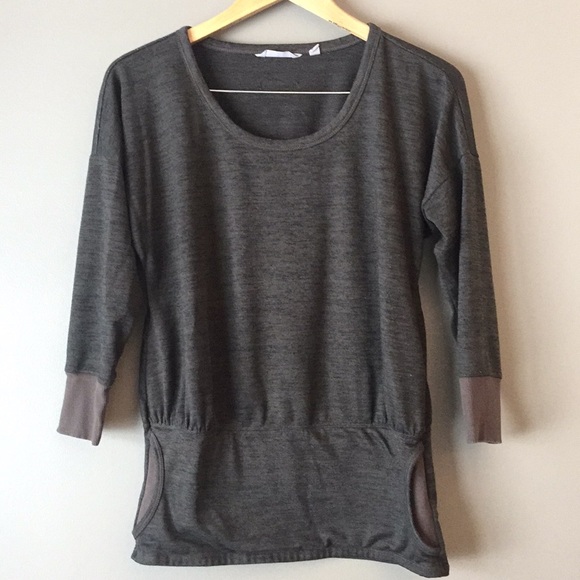 Athleta Sweaters - Athleta 3/4 sleeve sweater